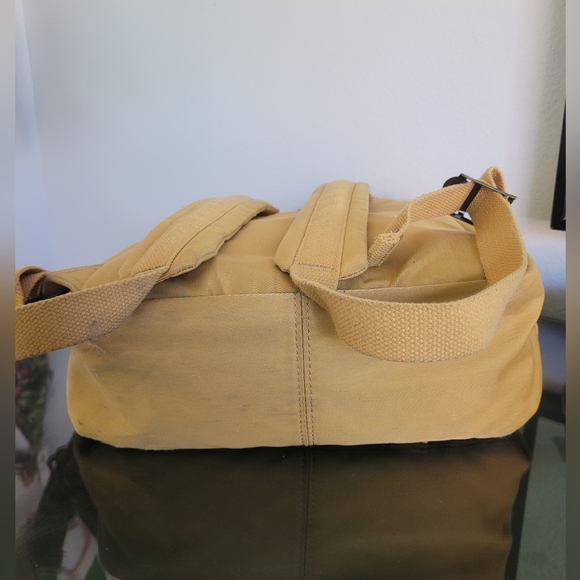 Backpack - Picture 3 of 10